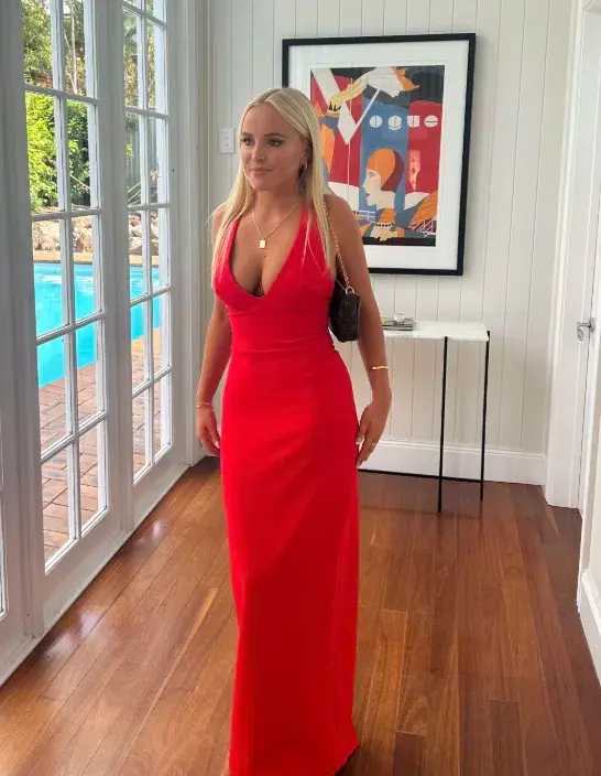 Effie Kats Eiza Gown Cherry Red size 8 - Image 6