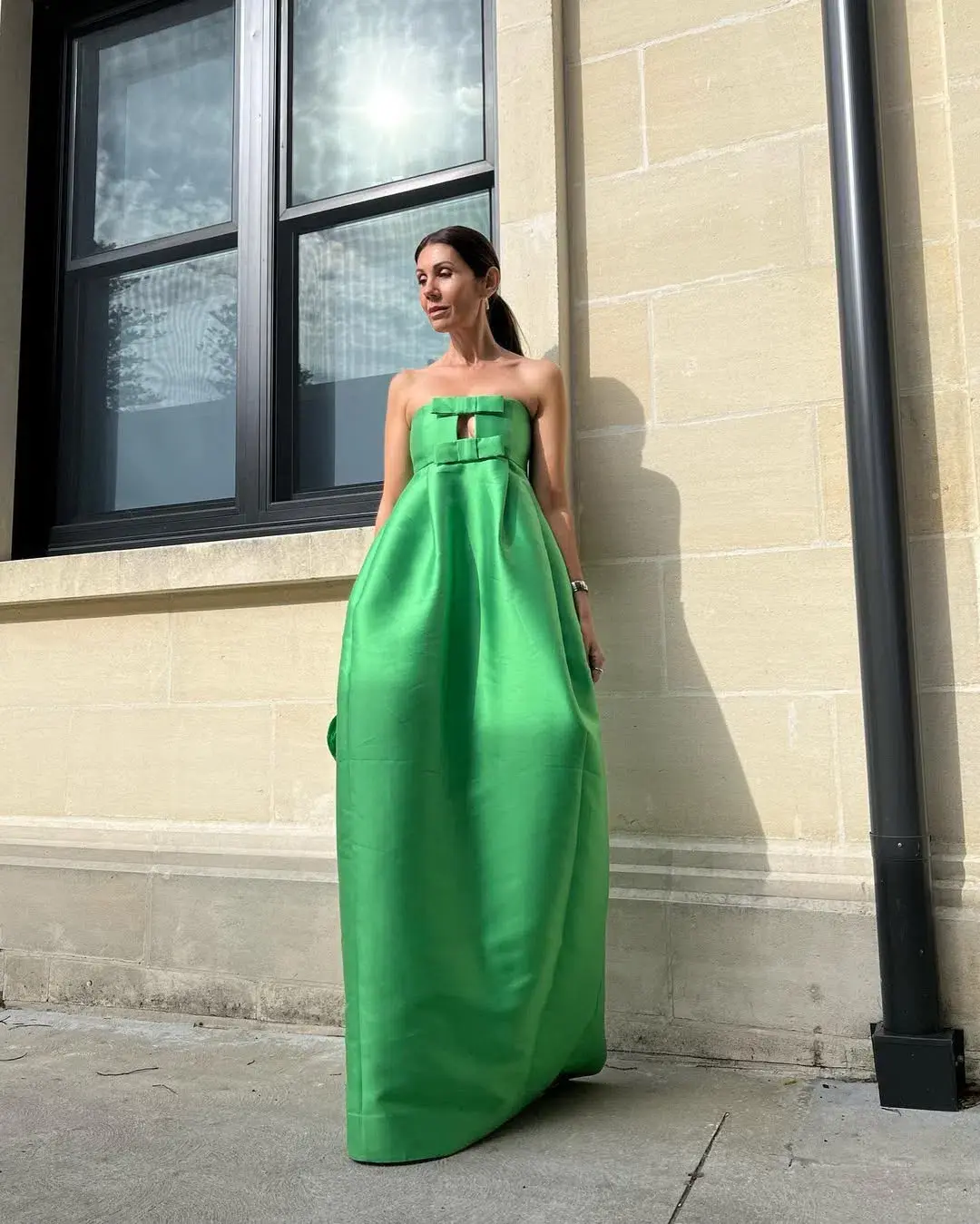 Oroton Bow Detail Gown Green Size 6 - Image 2