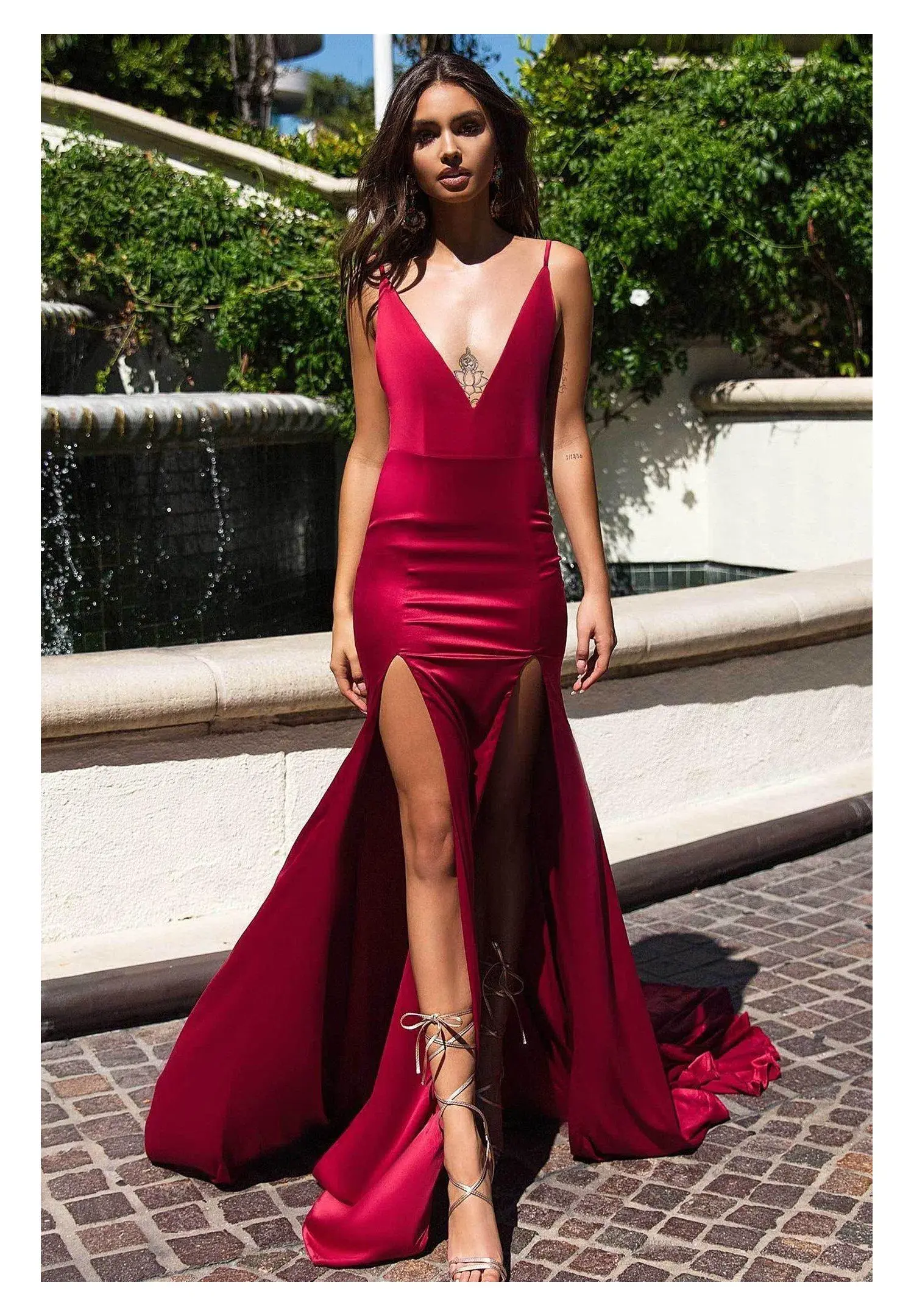Alamour The Label Izabelle Gown Red Size 12 - Image 1