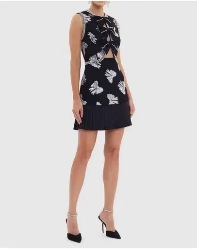 Rebecca Vallance Valor Mini AU 8 for rent on The Volte - main image