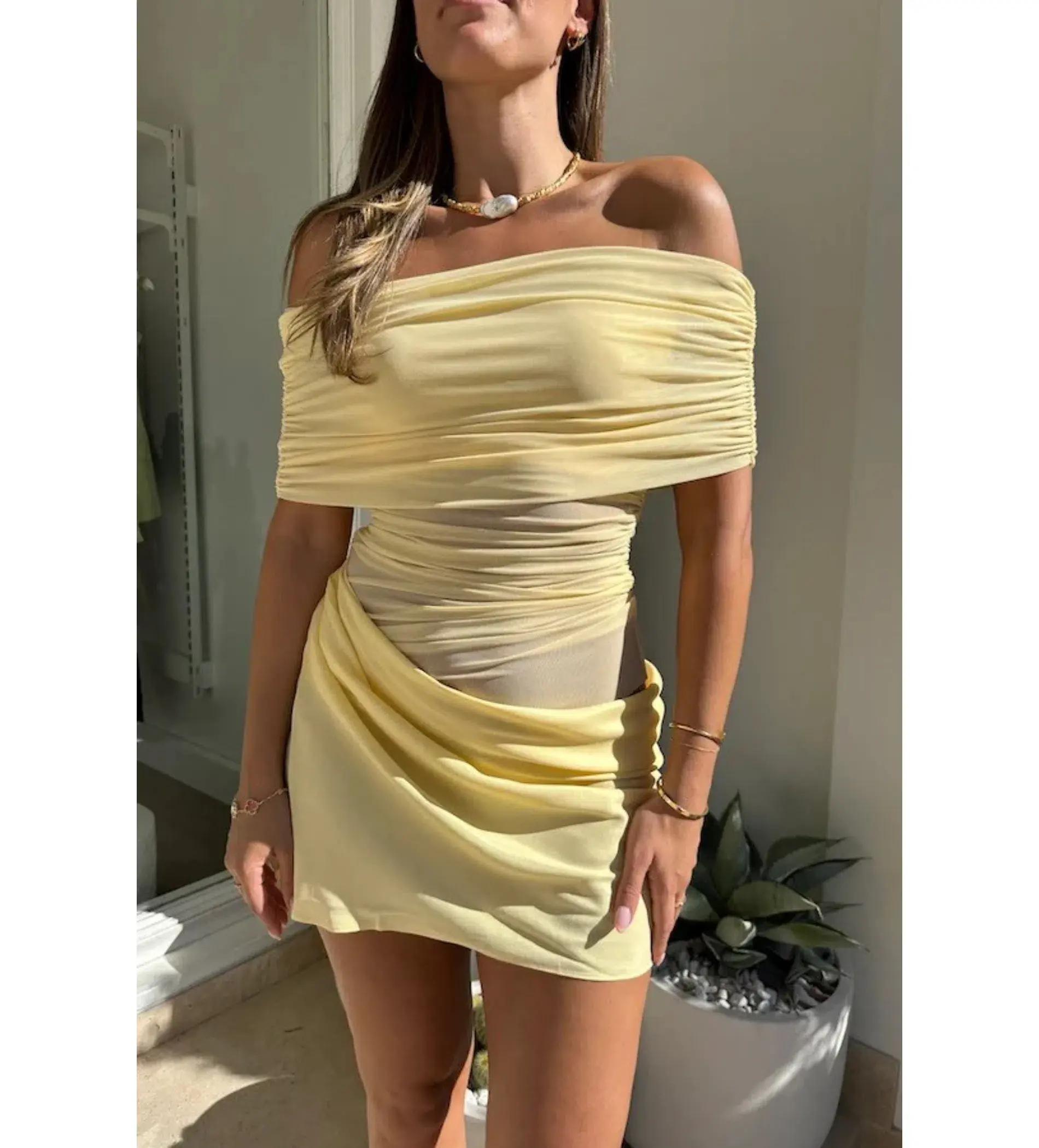 Benni Nico Off Shoulder Mini Dress Butter Size AU 6 - Image 2