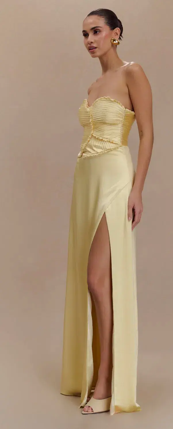 Meshki Larissa  for rent on The Volte - main image