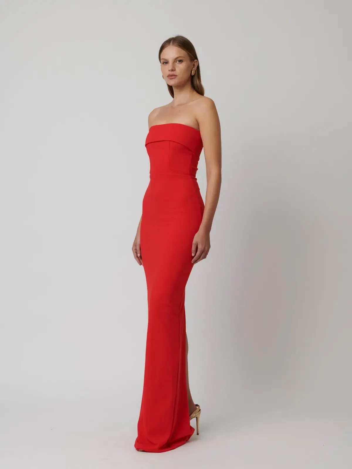 Effie Kats Monroe Gown in Cherry Red Size 8 - Image 1