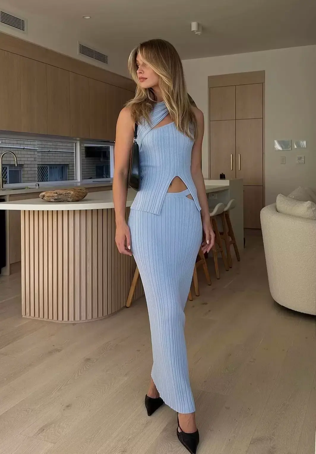Henne Romee Set- Cloud Blue- Size 8 - Image 4