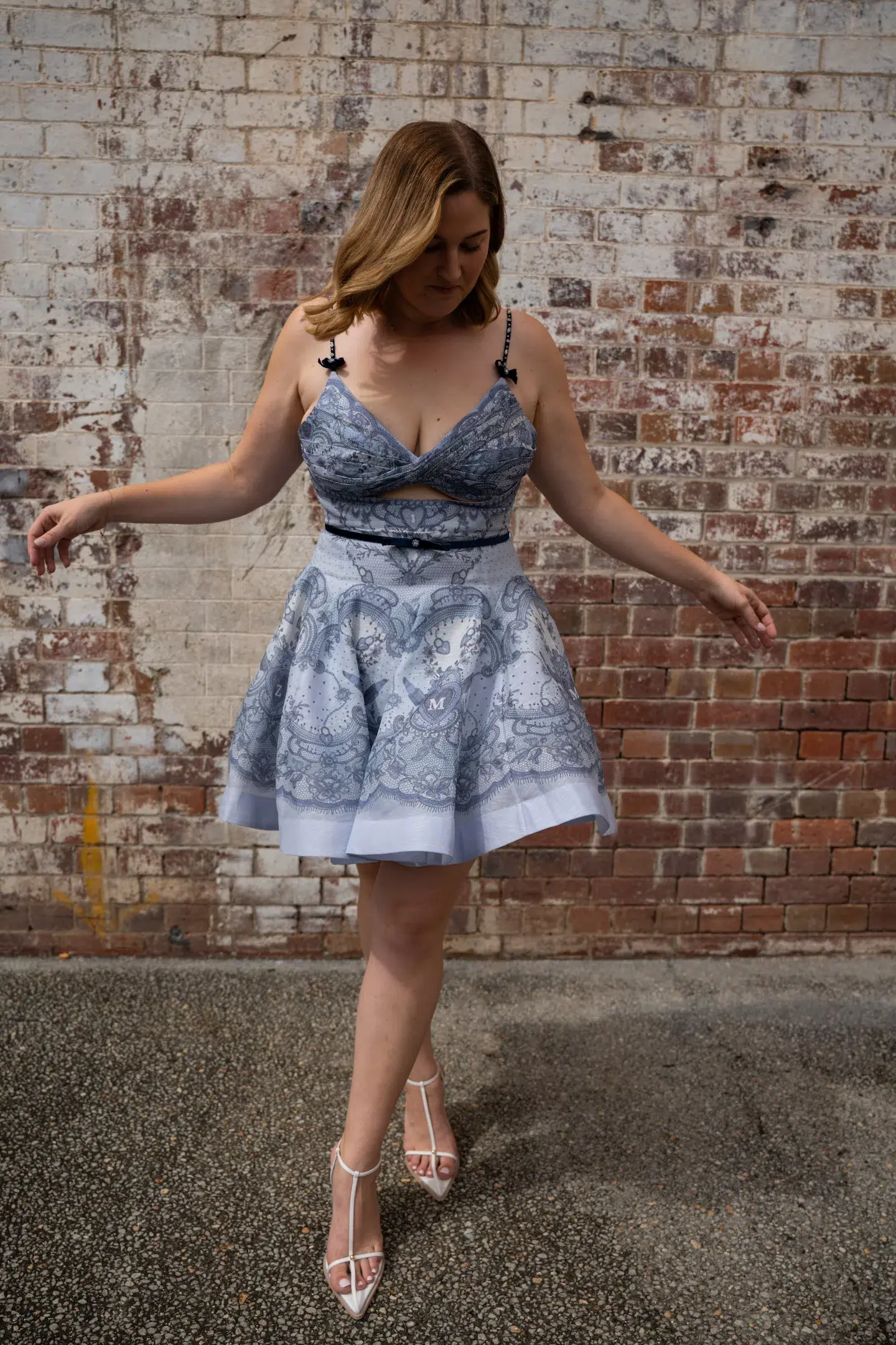 Zimmermann Crush Twist Front Mini Dress Print Size 4 / Aus 16 - Image 2