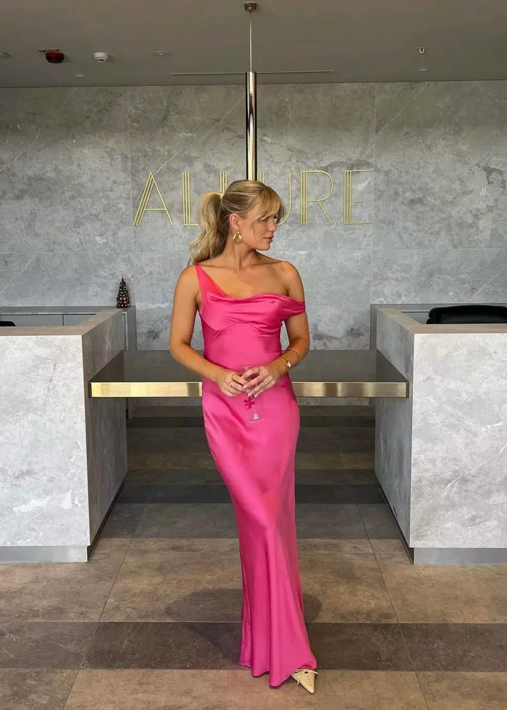 Natalie Rolt Monika Gown Neon Pink Size 1 / AU 8 - Image 8