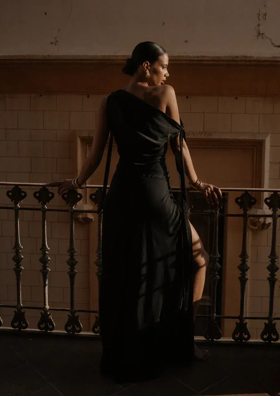 JGR & STN RASCHKE GOWN Black Size 8 for rent on The Volte - main image