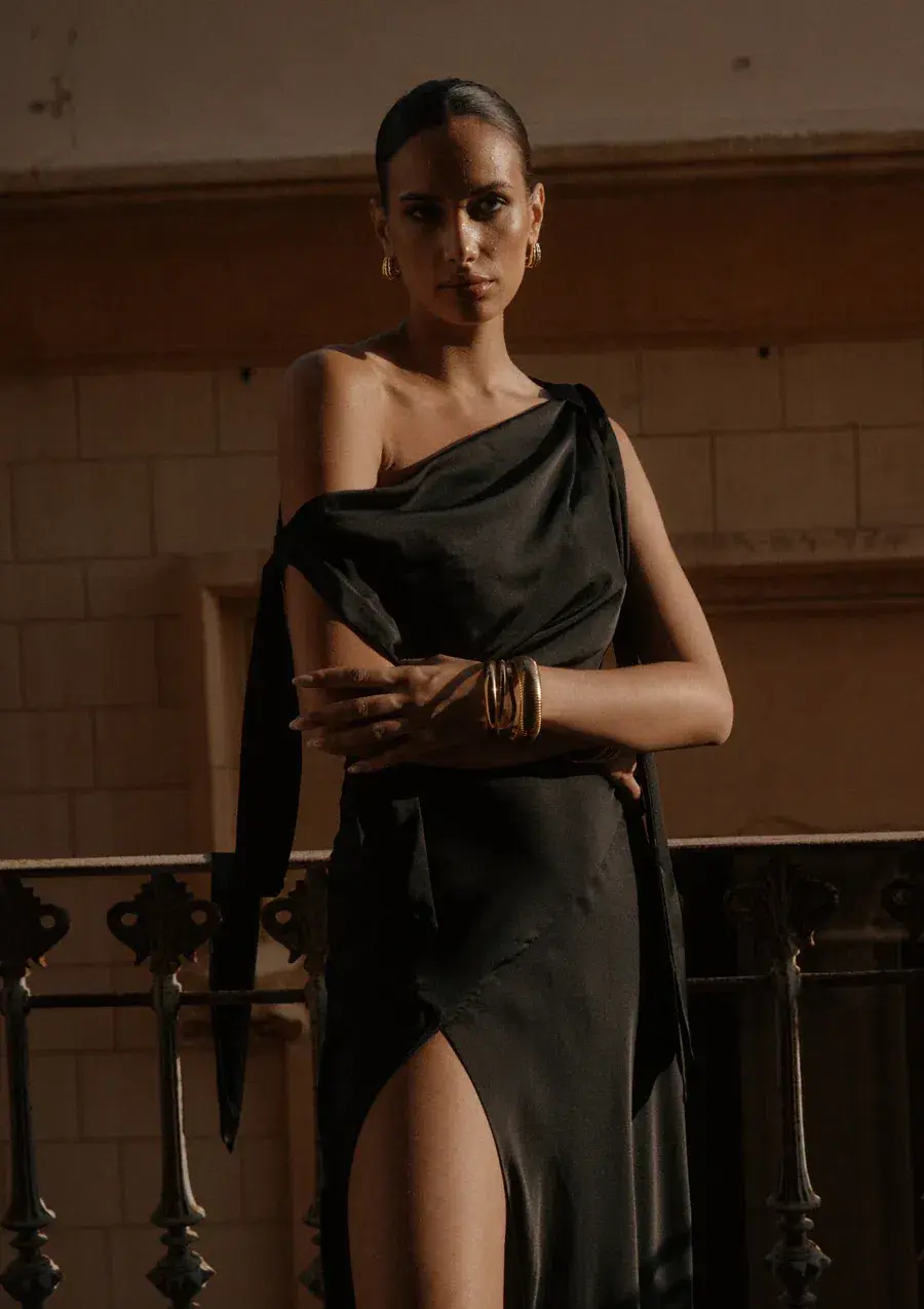 JGR & STN RASCHKE GOWN Black Size 8 - Image 2