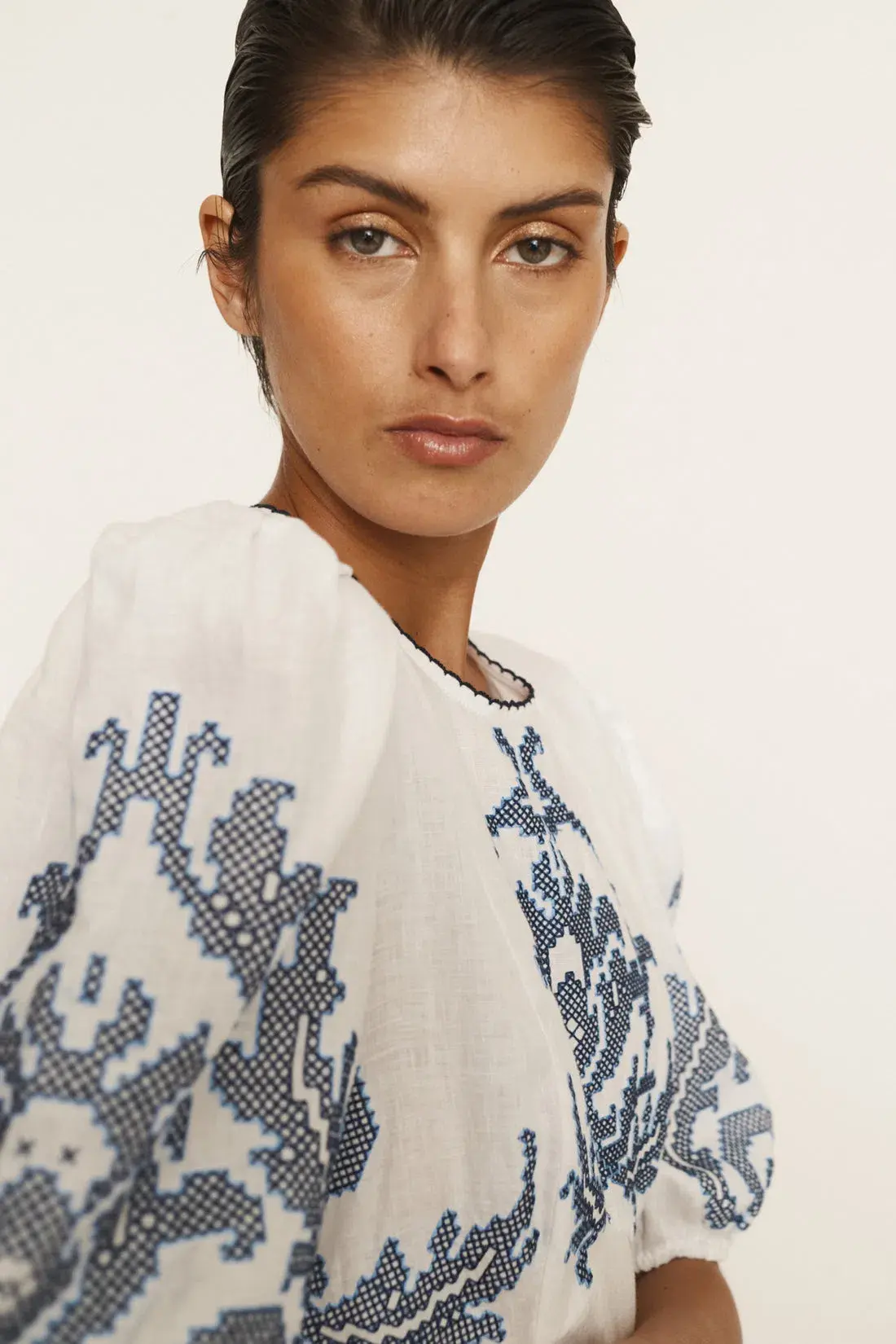 Alemais Hazel Embroidered Midi Dress White Print Size 14  - Image 3