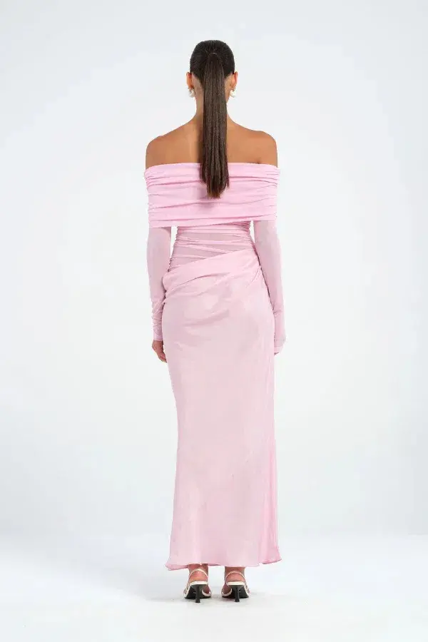 Benni Yasmin Off Should Baby Pink Dress Size 6 for rent on The Volte - main image