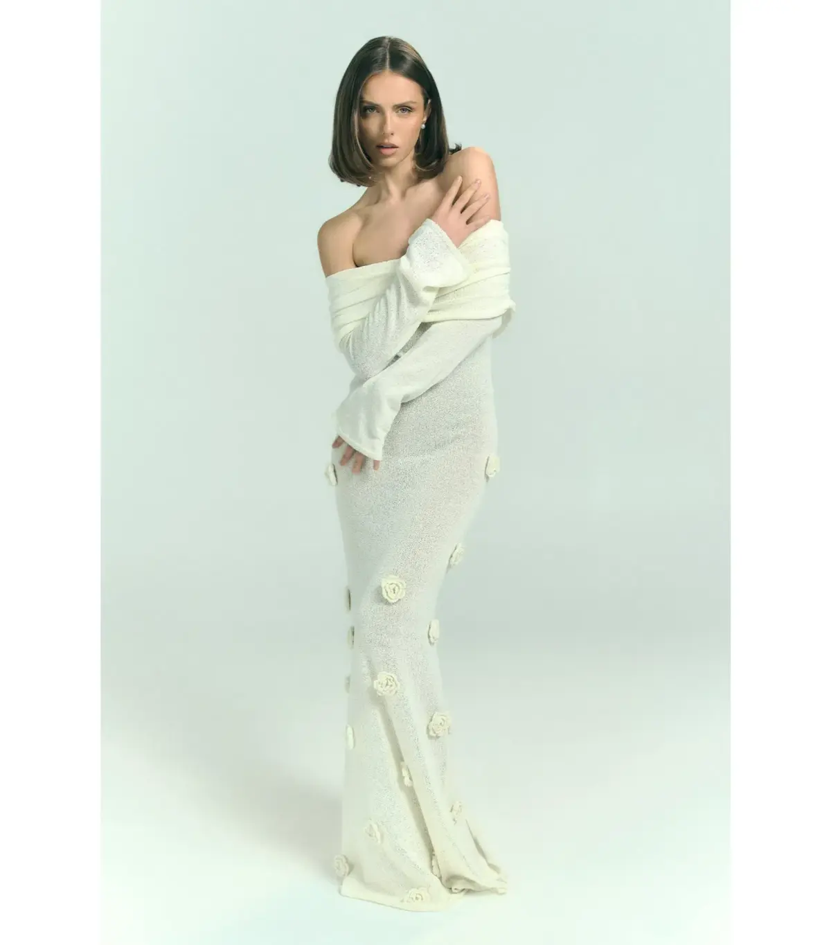 Meshki Kiki Off Shoulder Knit Rose Maxi Dress Ivory Size AU 14 - Image 4