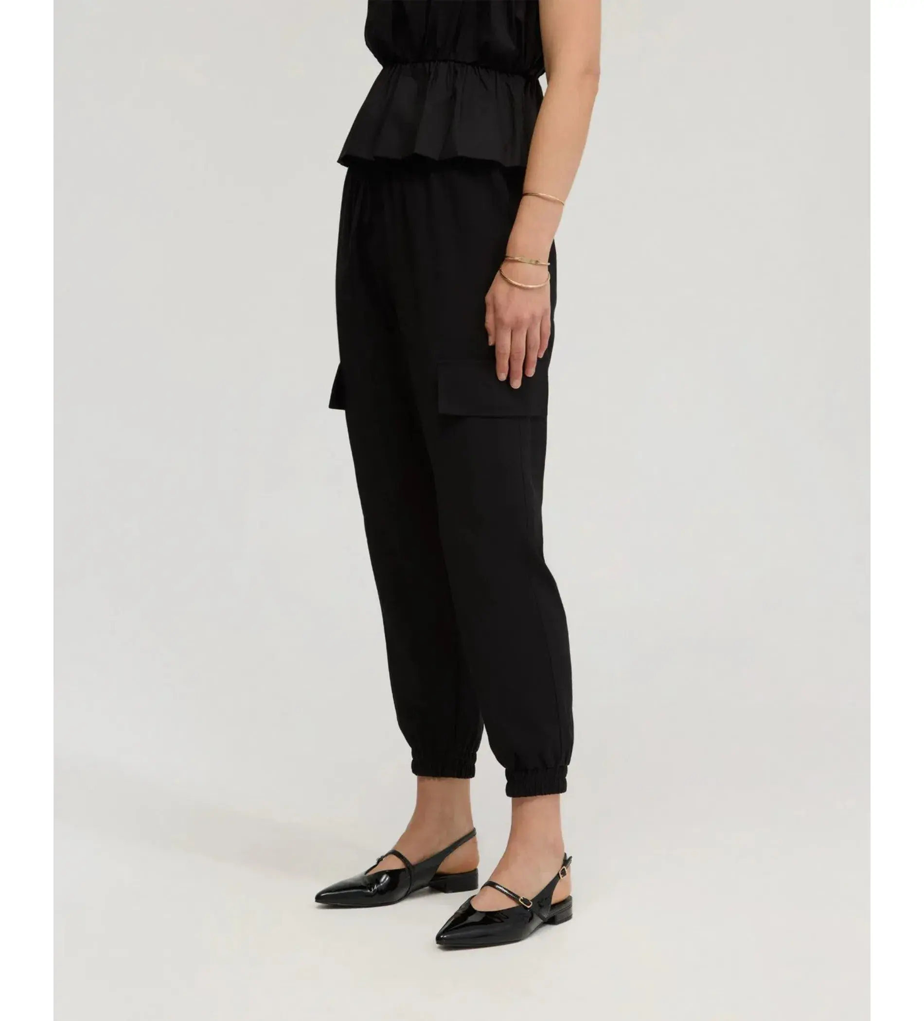 Oxford Minty Cargo Pants Black Size 8 - Image 3