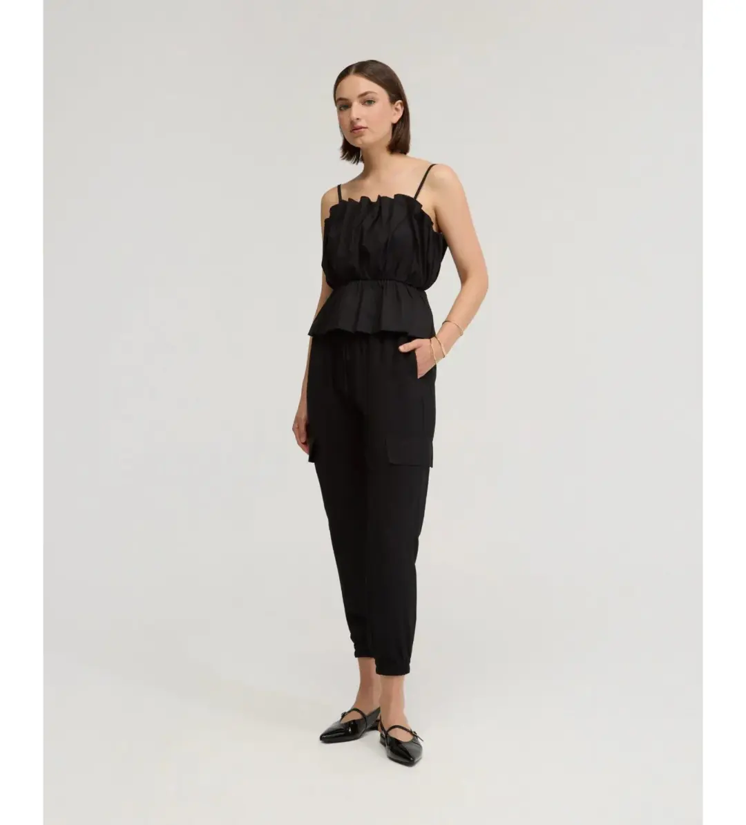 Oxford Minty Cargo Pants Black Size 8 for rent on The Volte - main image