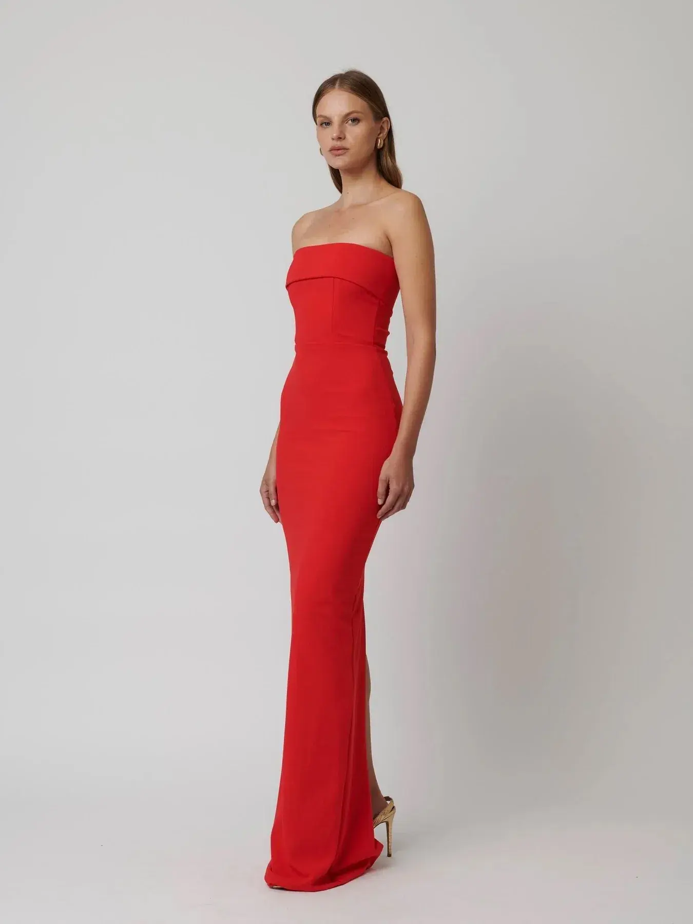 EFFIE KATS MONROE GOWN IN CHERRY RED - Image 4