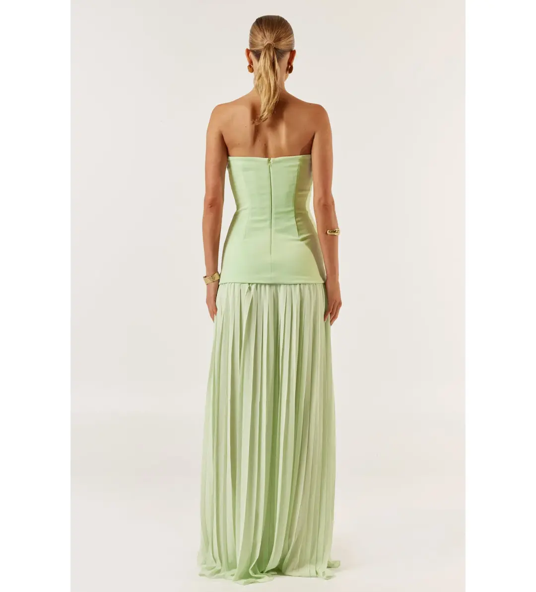 She Is Olla Nicolette Dress Green Size 10 for rent on The Volte - main image