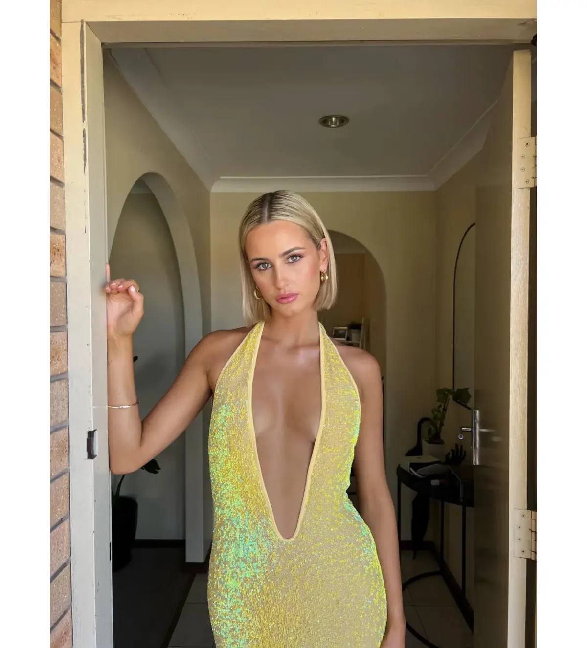 Natalie Rolt Delilah Gown Yellow Sequin Size 0/AU 6 - Image 3