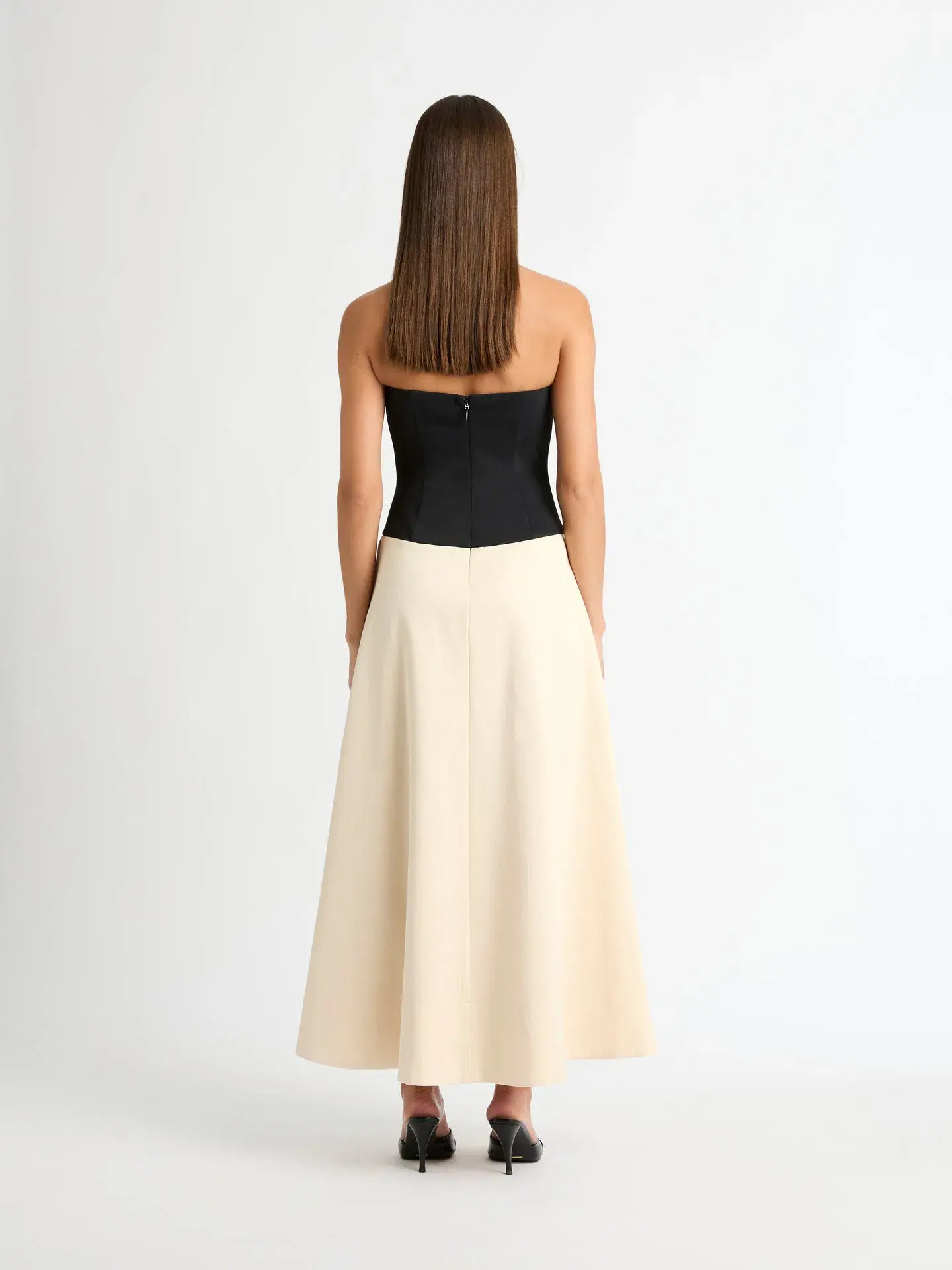 Sheike Grace Gown Cream & Black Size 8 - Image 4