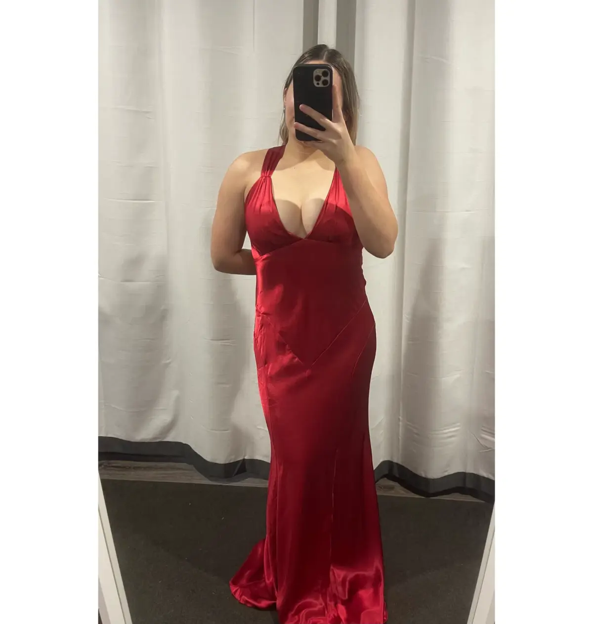 Ruth Tarvydas Aries Gown Red Size 14 - Image 1