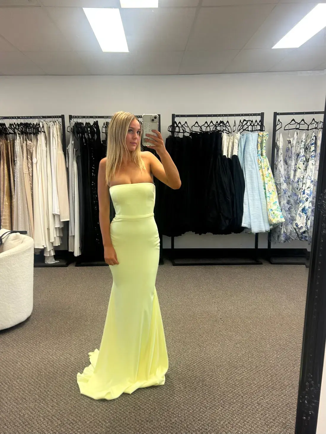 Alex Perry Cassidy Strapless Gown Lime Size 6 - Image 5