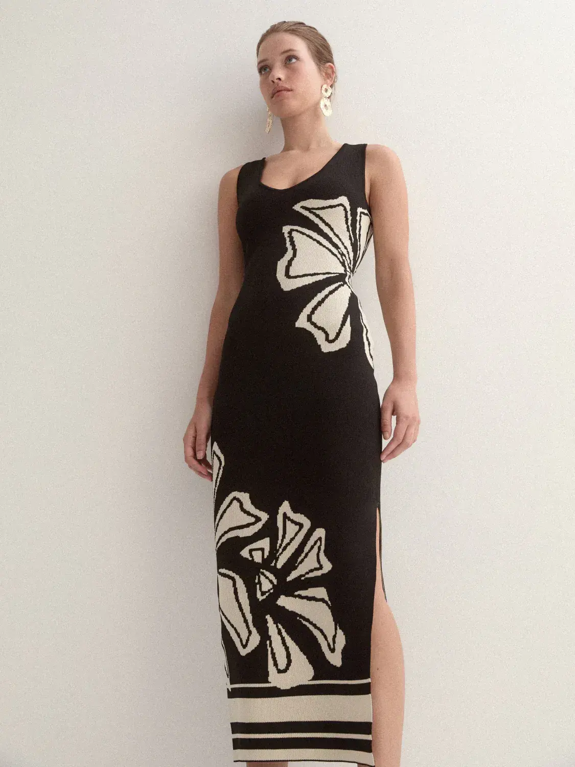 Sheike Knit Midi Dress Black Size 6 - Image 3