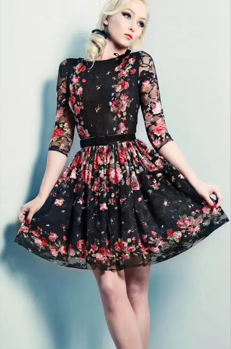 Wheels & Dollbaby French Holiday Floral Lace Dress in Black Size AU 10 / M - Image 1