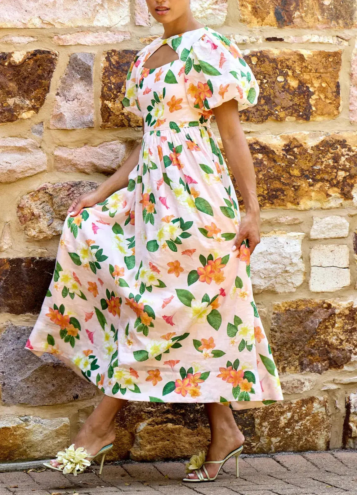 Isabella Longinnou Frangipani Puff Sleeve Midi Dress Print Size 14 - Image 3