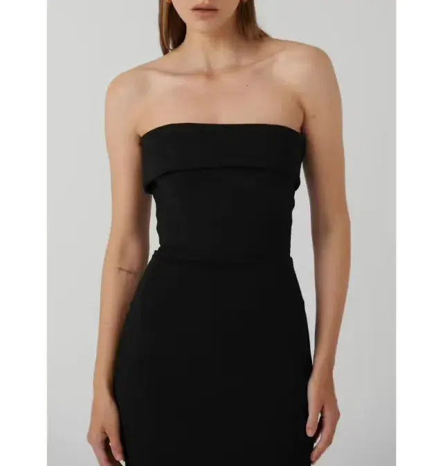 Effie Kats Monroe Gown in Black Size S / AU 8 for rent on The Volte - main image