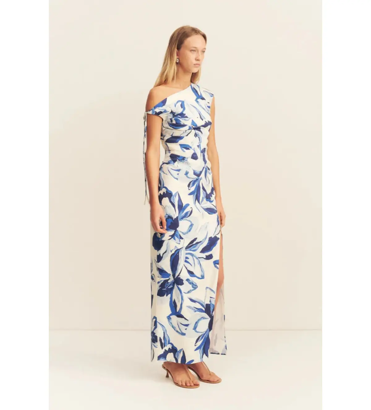 Shona Joy Stevie Gathered Maxi Dress in Bluebell Wallpaper  Size 12 - Image 1