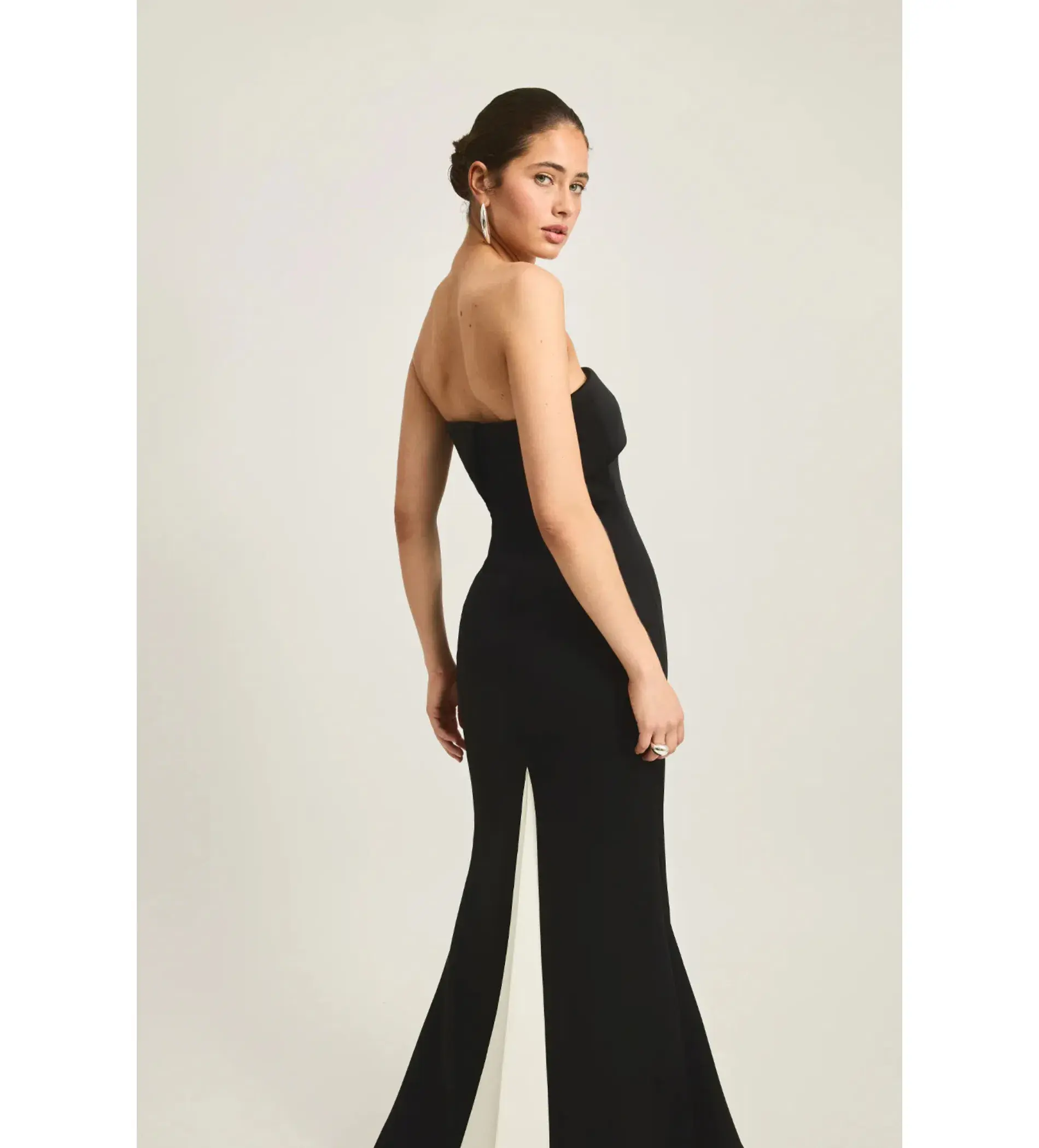 Tojha Stellan Gown in Black Size AU 8 - Image 3