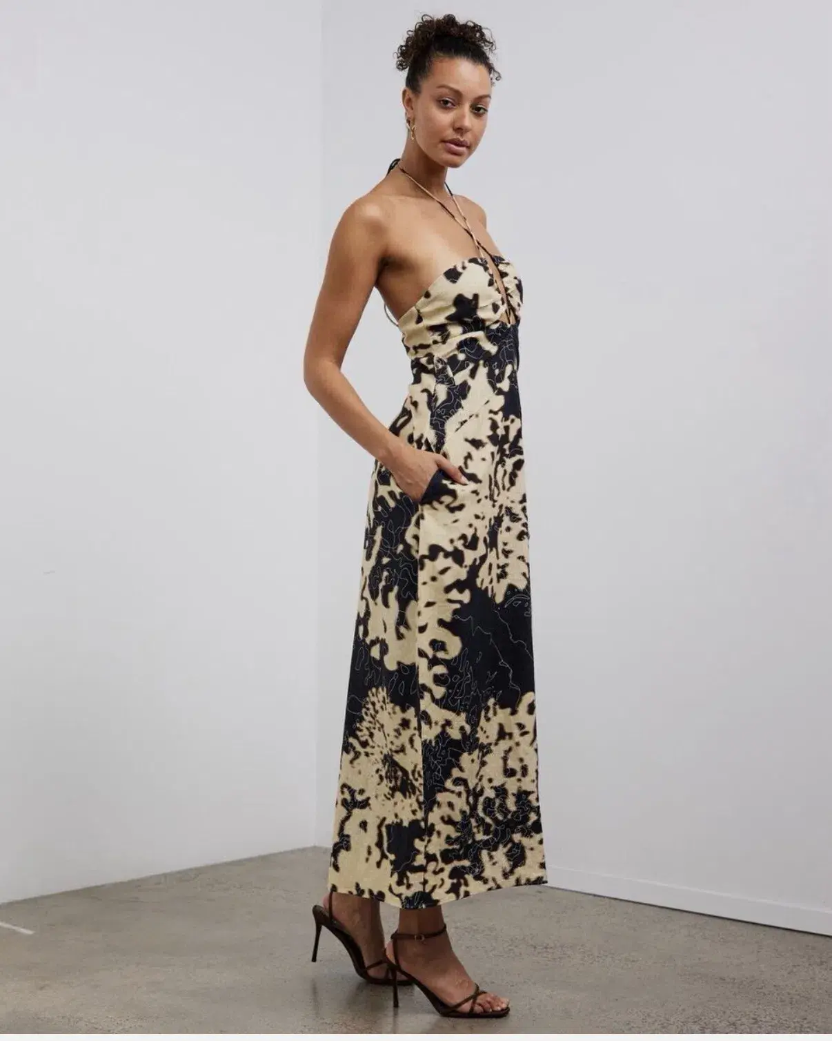 Camilla & Marc Kairi Midi Dress in Black Print Size 8 - Image 1