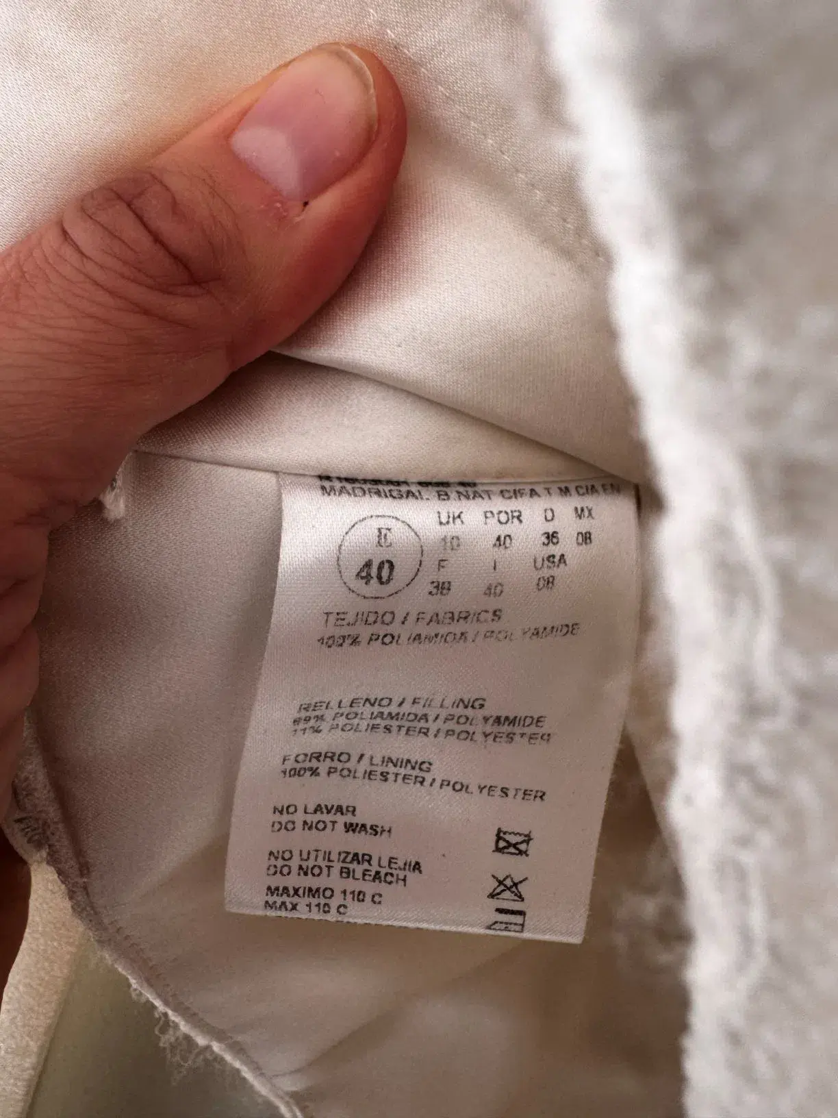 Pronovias Bridal size 10 - Image 4