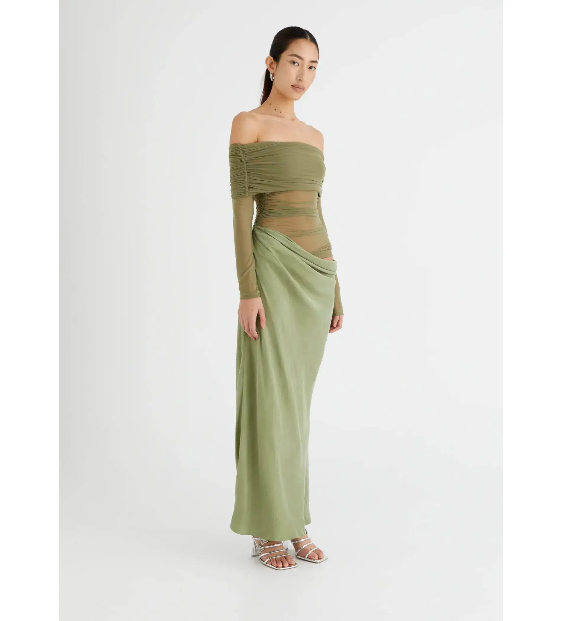 Benni Yasmin Off Shoulder Maxi in Pistachio Size 12  - Image 2