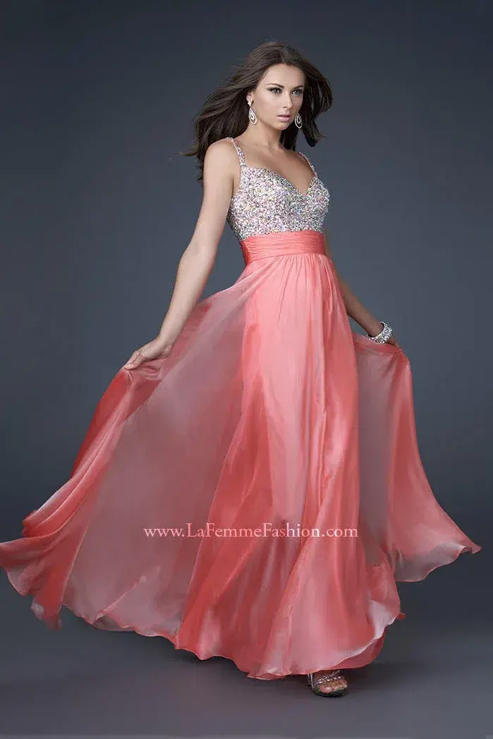 La Femme Pink Prom Dress Size 4 - Image 1