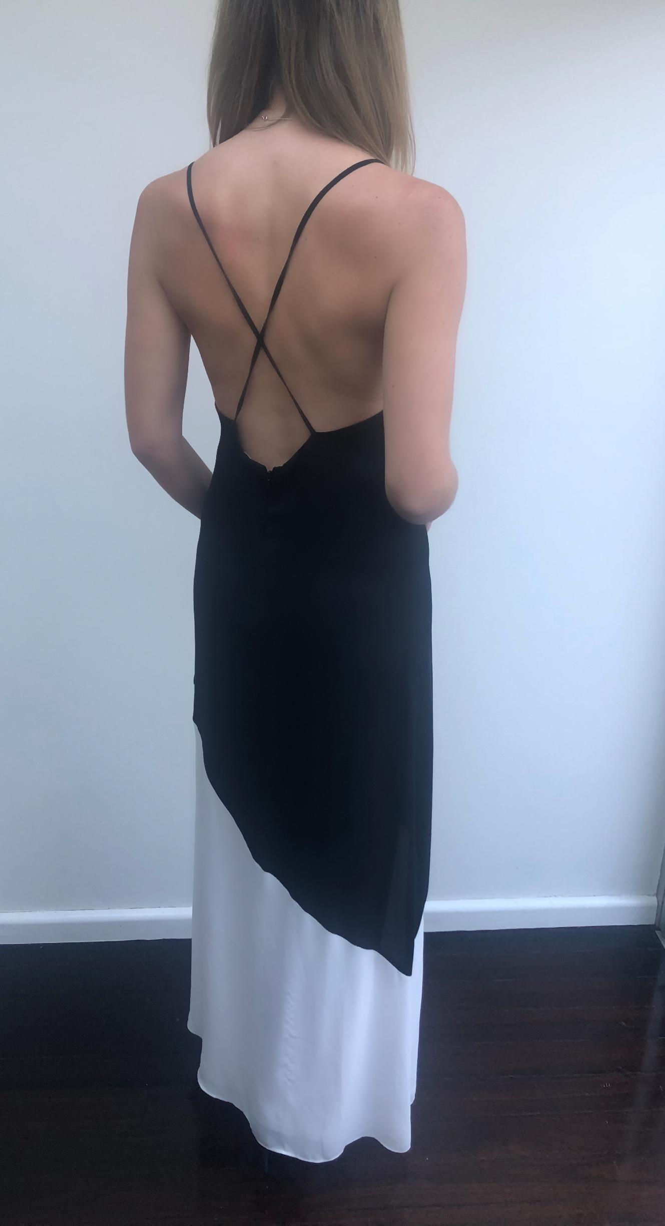 Alice and Olivia Maggie Two Tone Crepe De Chine Maxi Dress Black/White Size 4 - Image 4