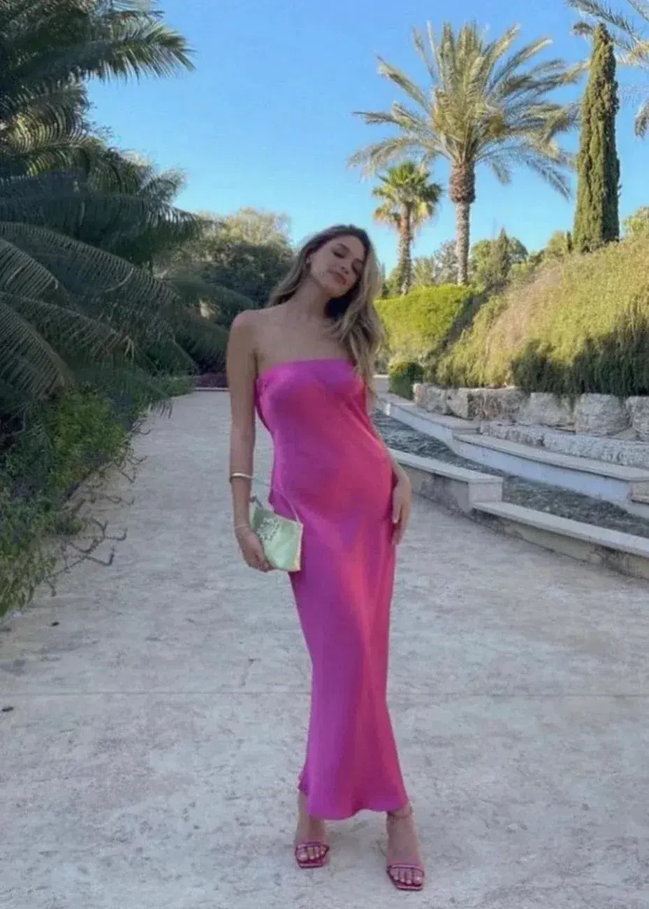 Bec and Bridge Moondance Dress Maxi Deep Pink Size AU 6 - Image 1