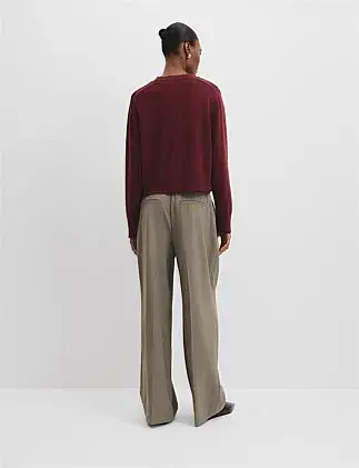 Country Road Organically Grown Cotton Blend Crop Crew Neck Knit Size 16/XL for rent on The Volte - main image