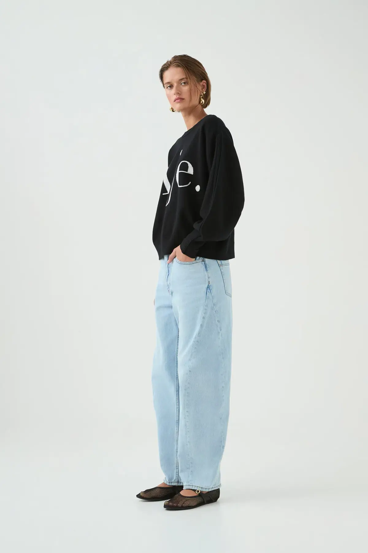Arden Logo Knit Black Ivory Size AU  - Image 4