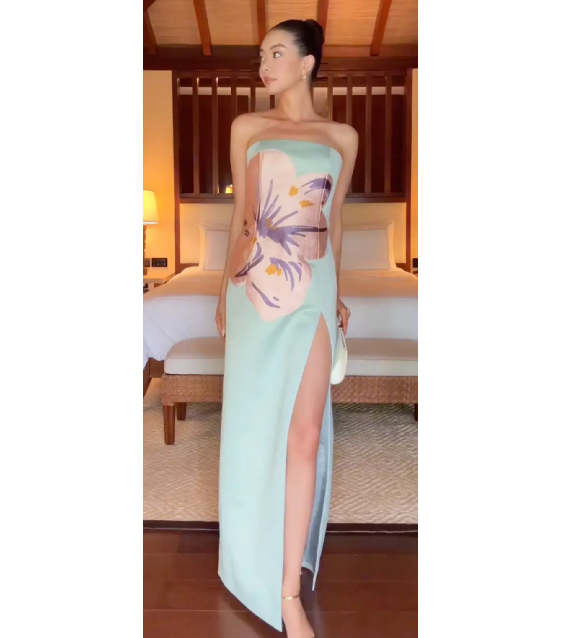 Leo Lin Clémence Embroidered Split Maxi Dress in Hibiscus in Pistachio Size AU 14 - Image 2