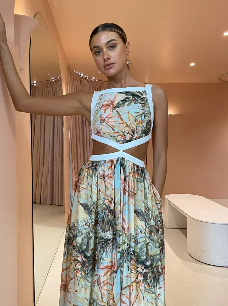 Significant Other Marino Dress in Painted Floral Size 8 - Image 3