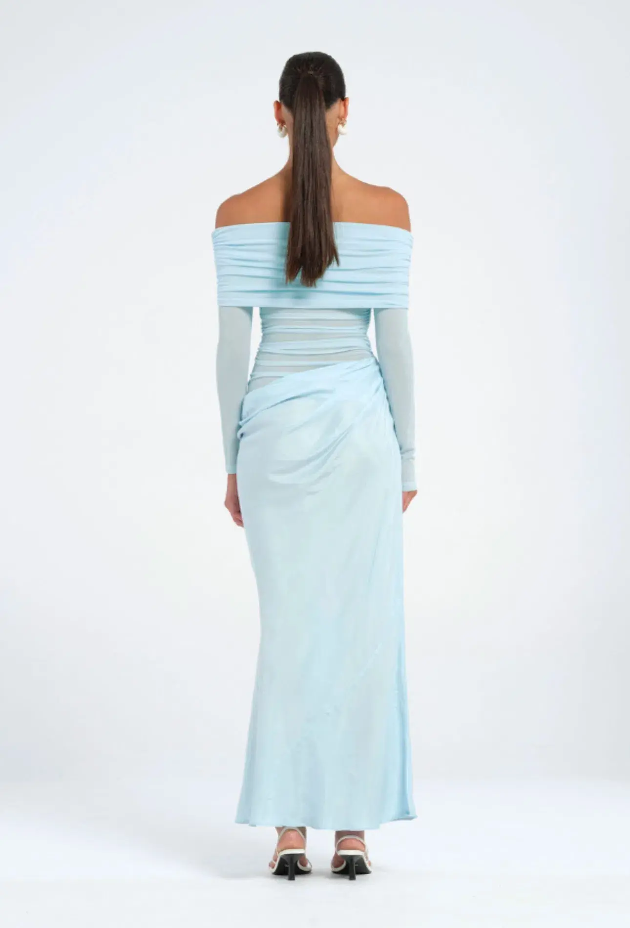 Benni Yasmin Off Shoulder Dress in Baby Blue Size 6 - Image 3
