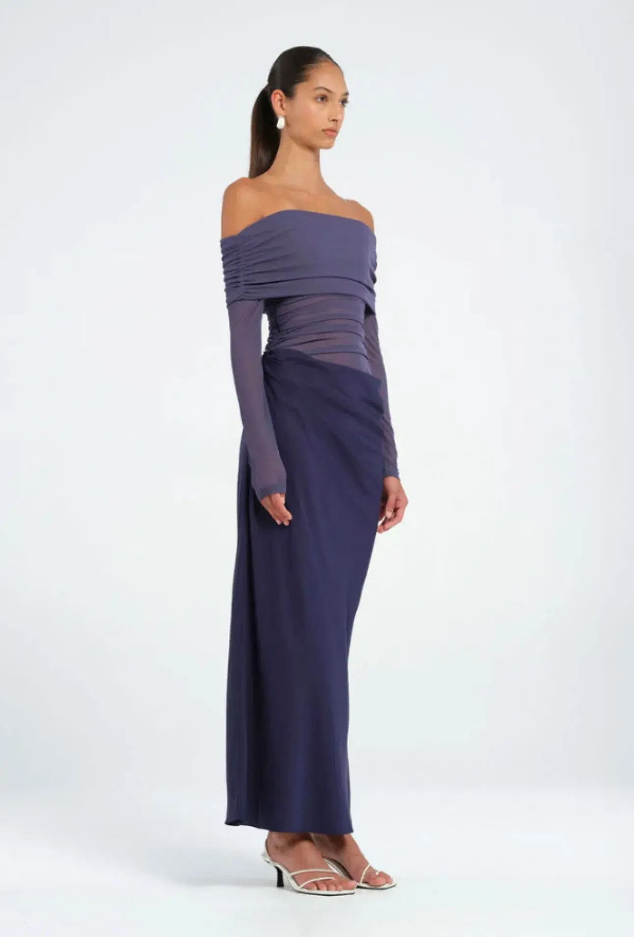 Benni Yasmin Off Shoulder Dress in Navy Size 8 - Image 3