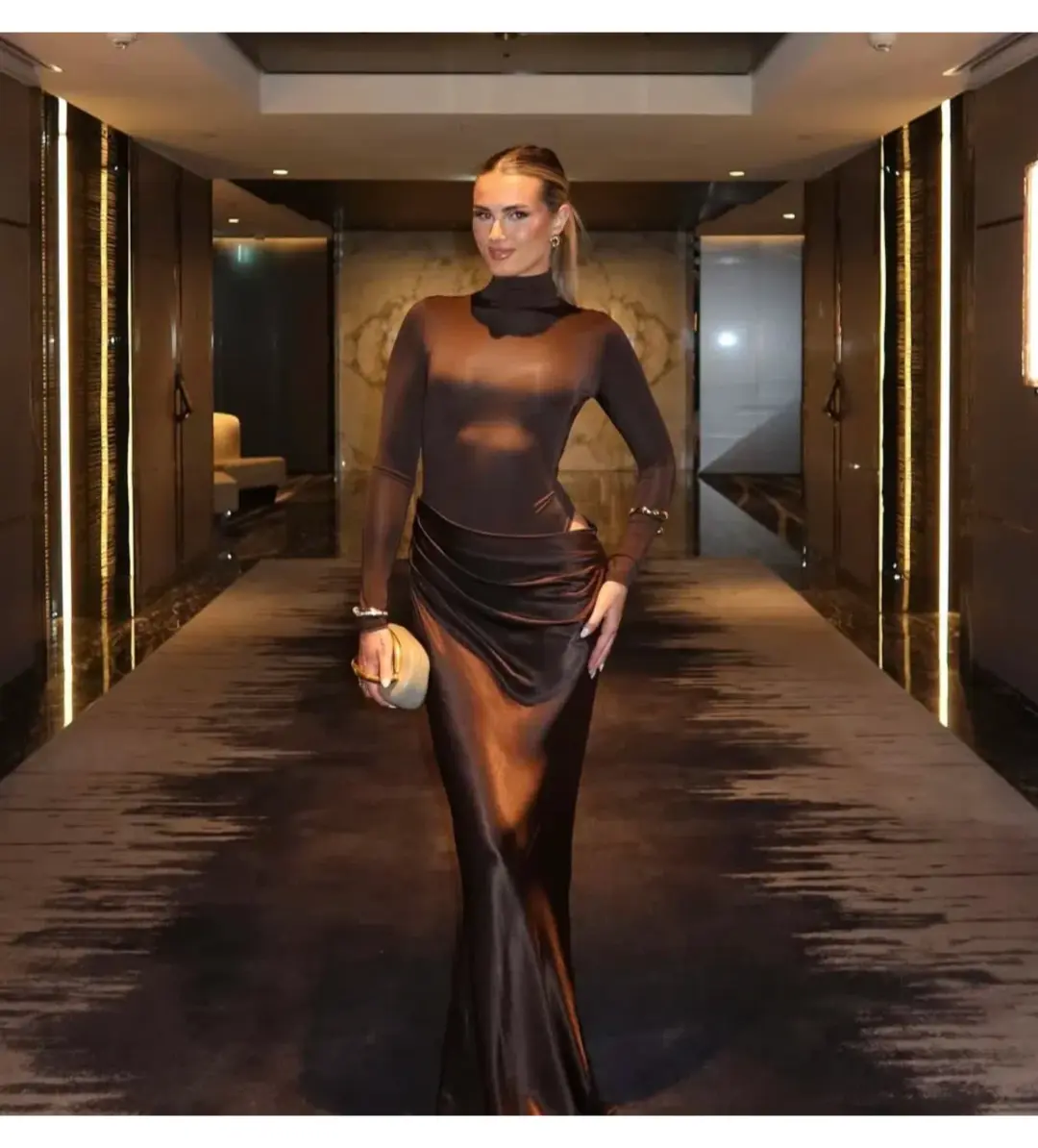 Henne Soraia Long Sleeve Maxi Dress Chocolate Size 6 for rent on The Volte - main image