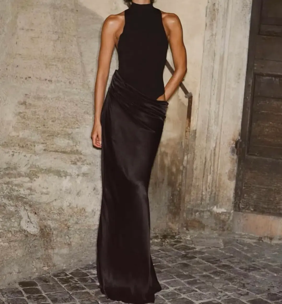 Henne Soraia Maxi Dress Black Size 4 for rent on The Volte - main image