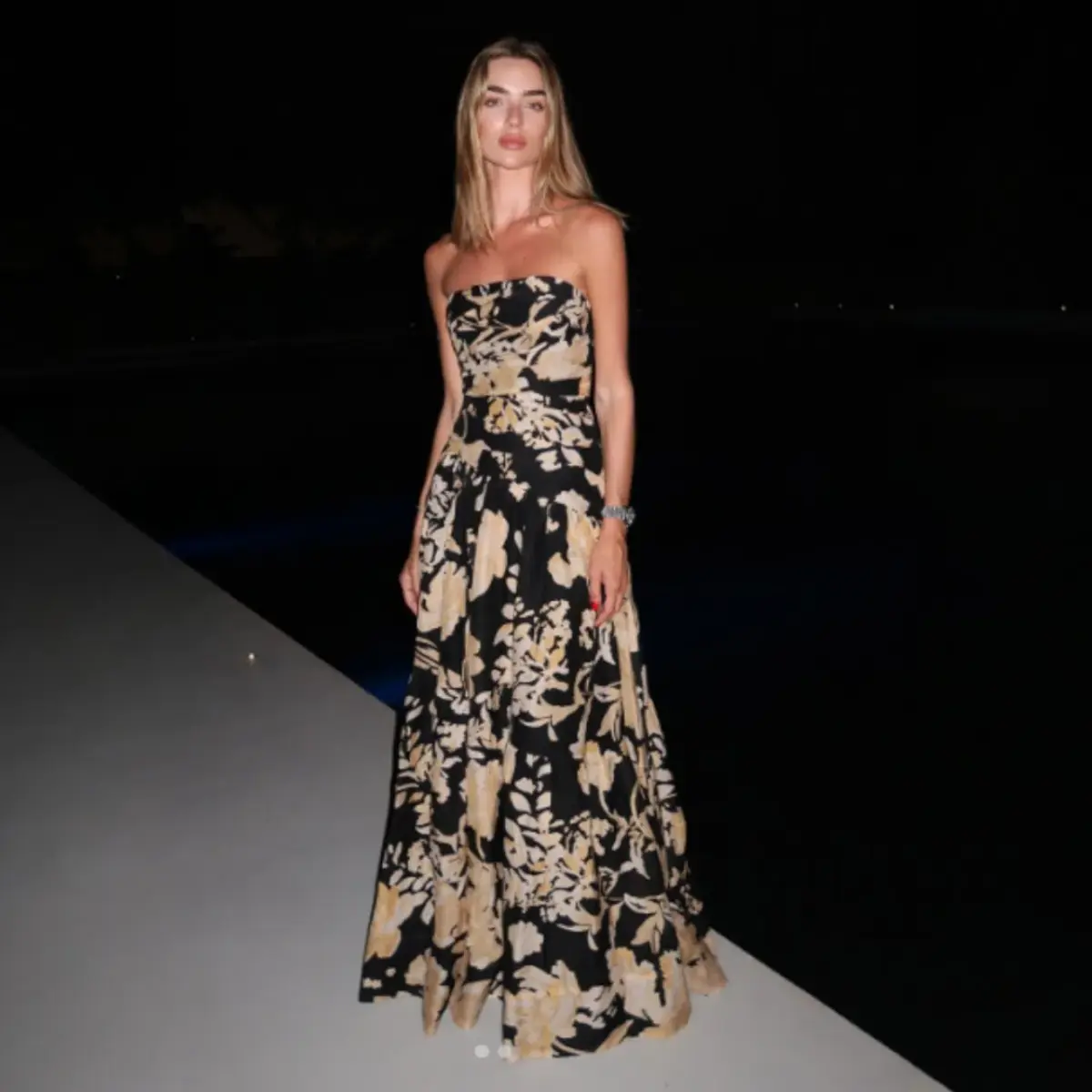 SHONA JOY Xenia Strapless Tiered Maxi Dress Gown in Black Size AU  8 - Image 1