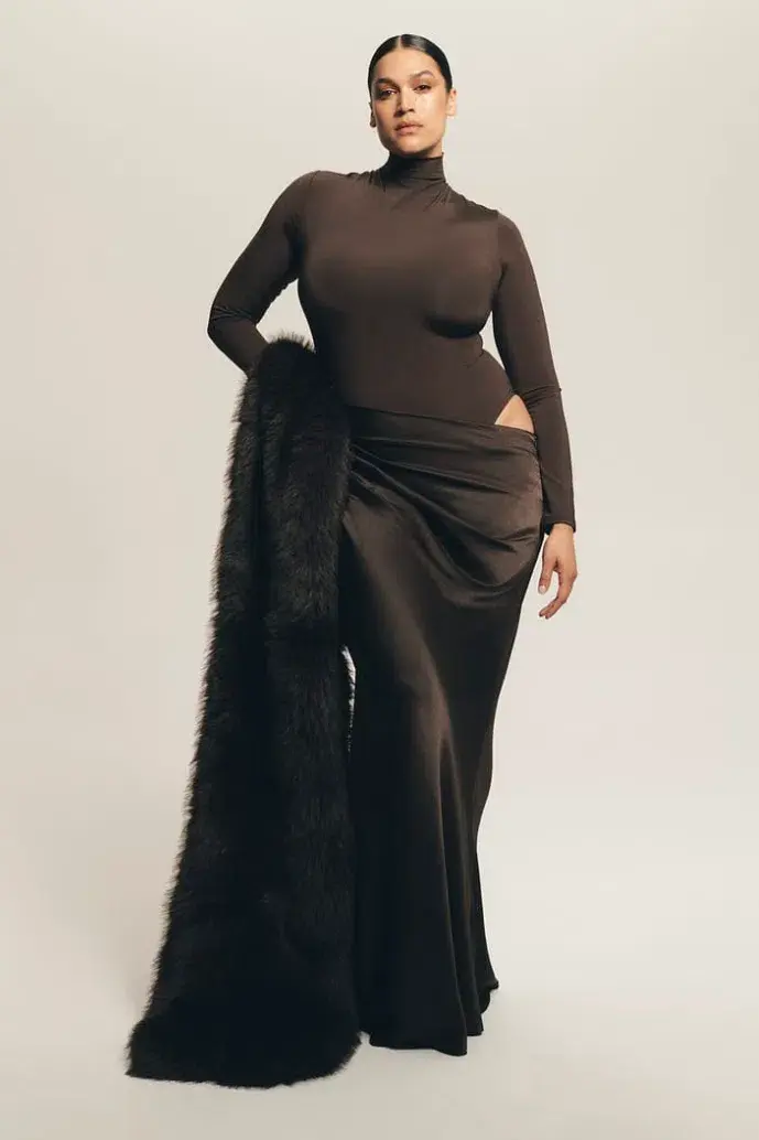 Henne Soraia Brown Size 10 for rent on The Volte - main image