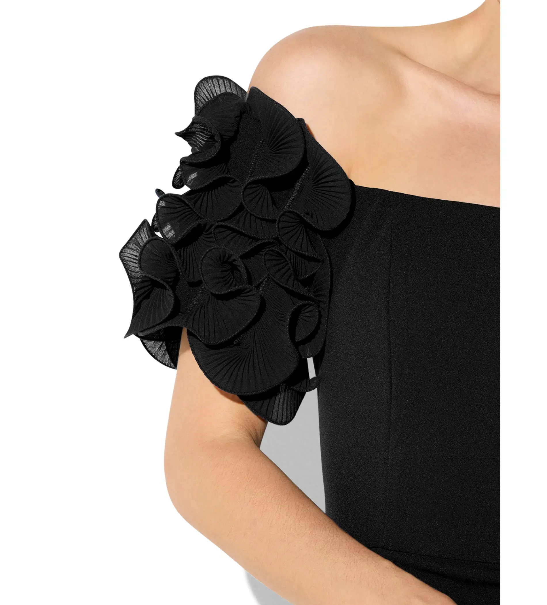 Montique Diana Ruffle Sleeve Gown in Black Size 14/L - Image 4