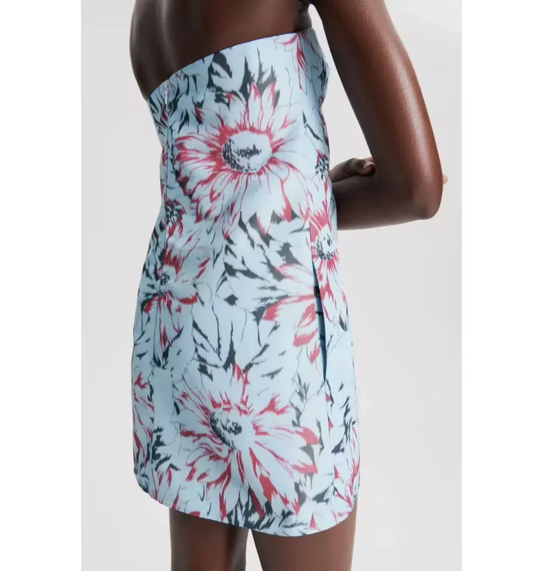 Scanlan Theodore Floral Taffeta Mini Dress in Ice Blue Size 6/XS  - Image 4