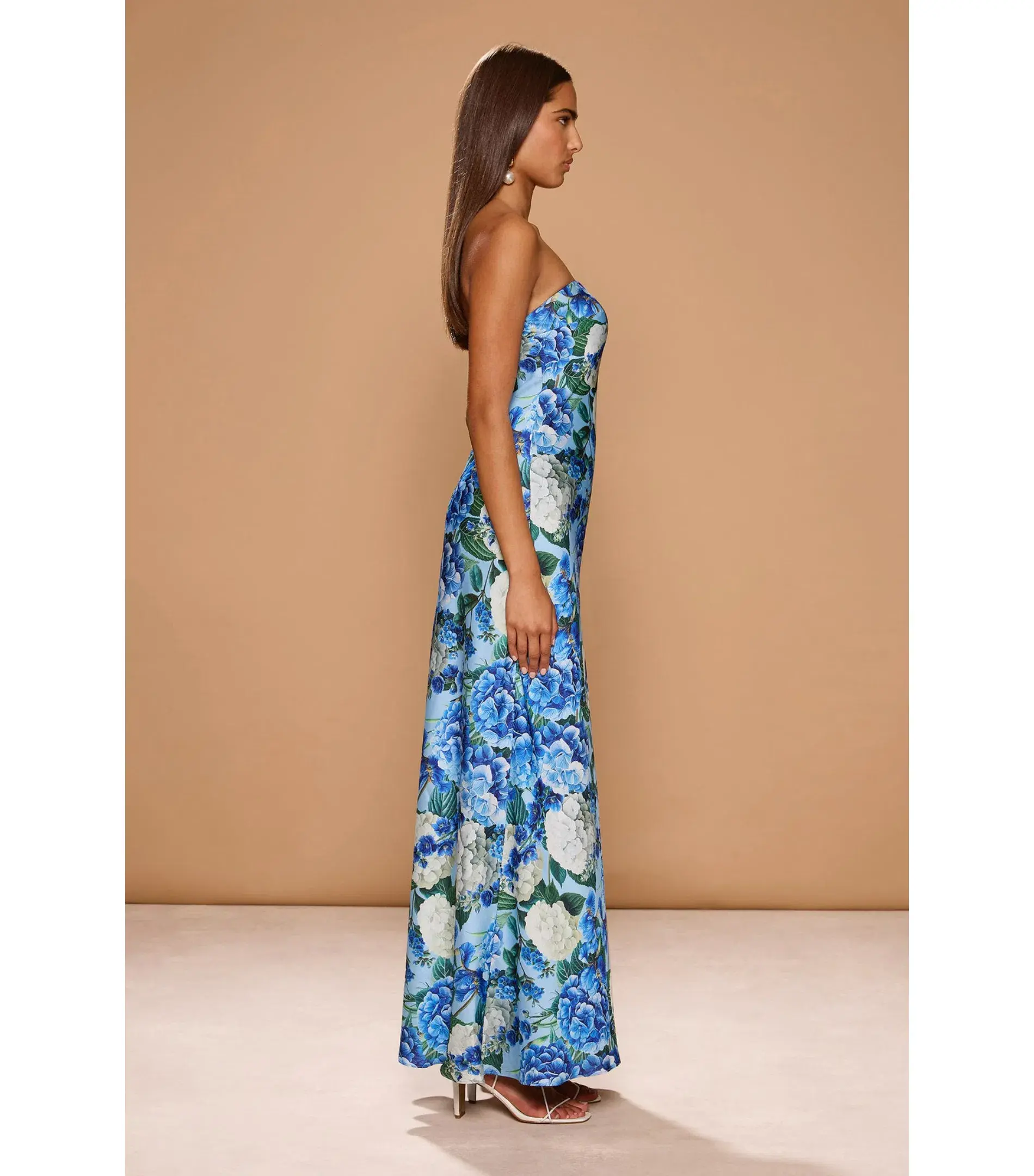 Sonya Moda Ela Maxi Dress Hydrangea Print Size AU 12  - Image 2