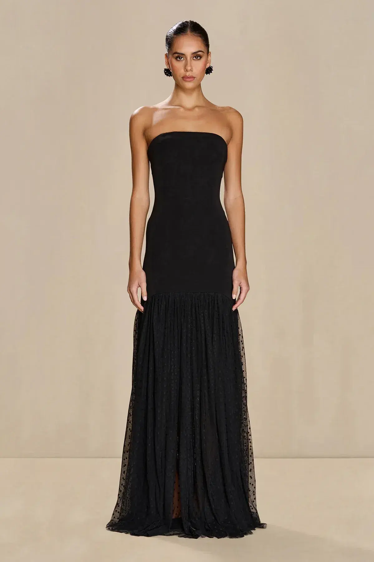 Sonya Moda 'Nayla' Gown Black Size 10 - Image 1