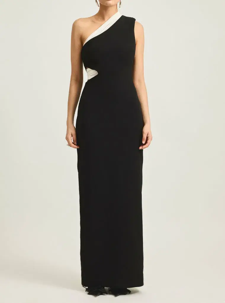 Tojha Tabitha Off Shoulder Gown in Black Size 6 - Image 1